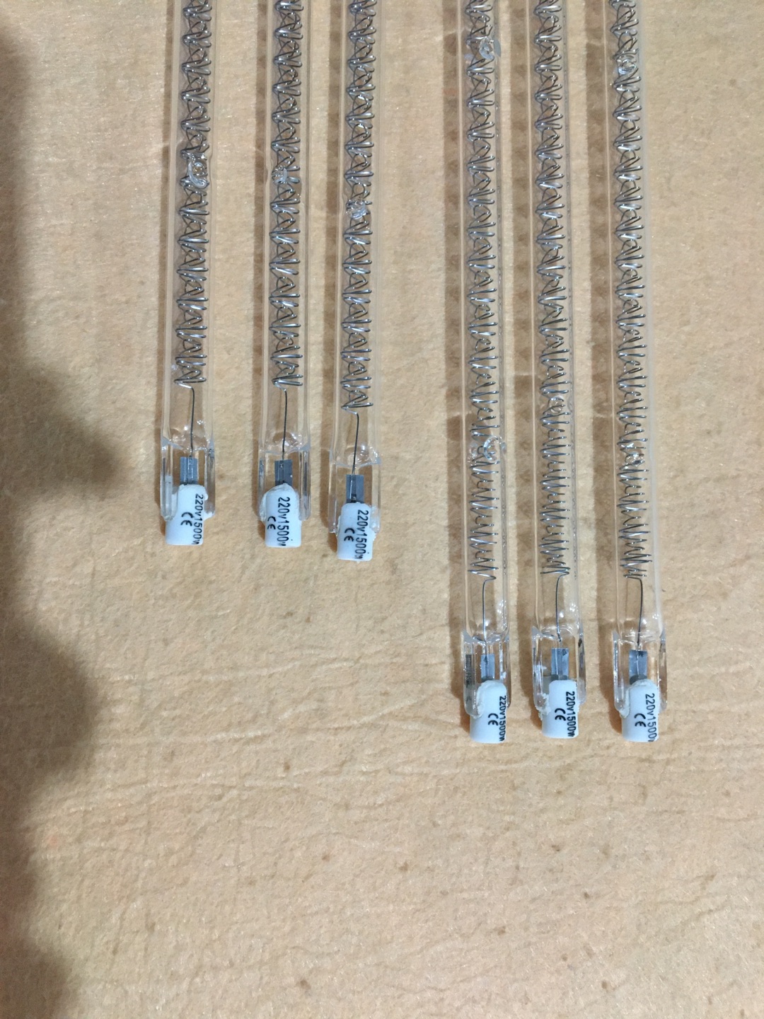מנורת חום הלוגן קוורץ IR מנורה 450 מ מ 240 וולט 1600 וואט